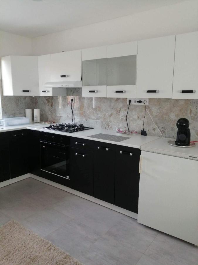 דירות קסזטלי Horvath Apartman מראה חיצוני תמונה